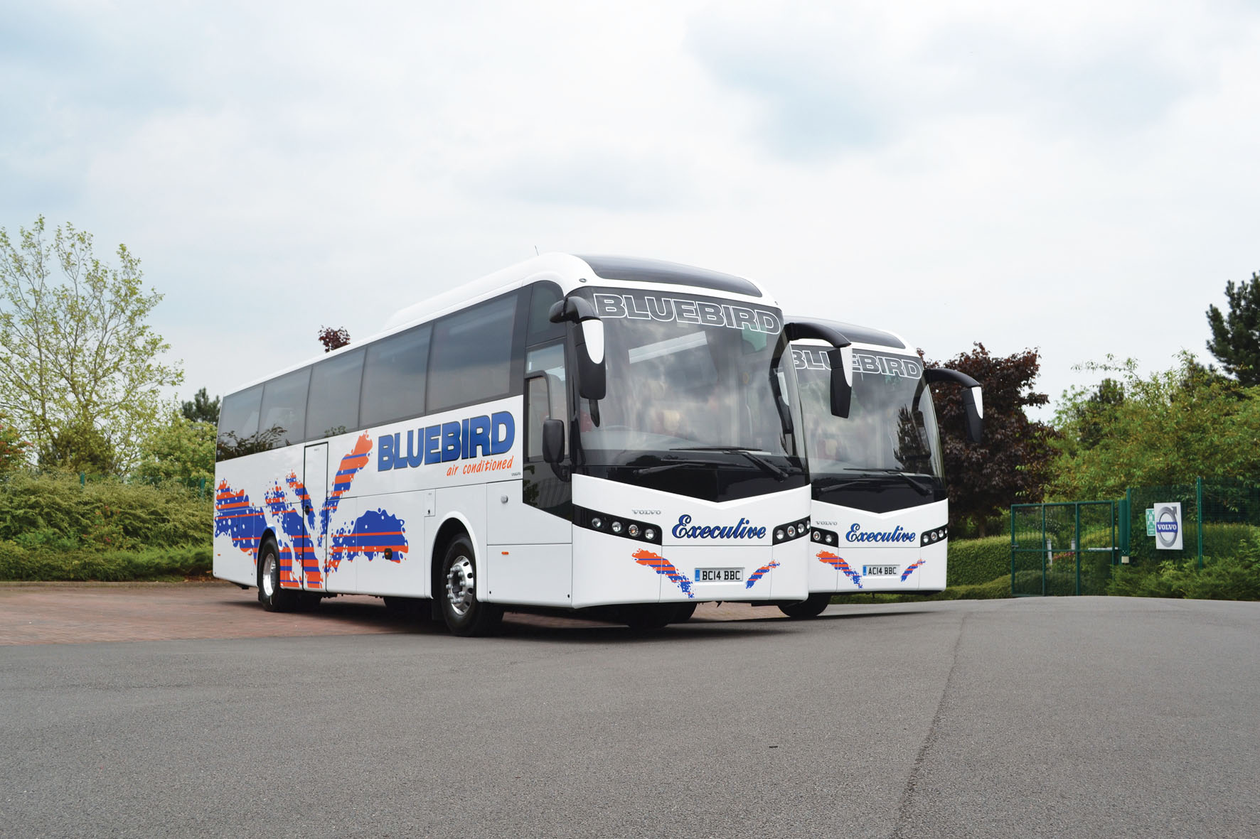 Bluebird sings the praises of new Volvo B11R