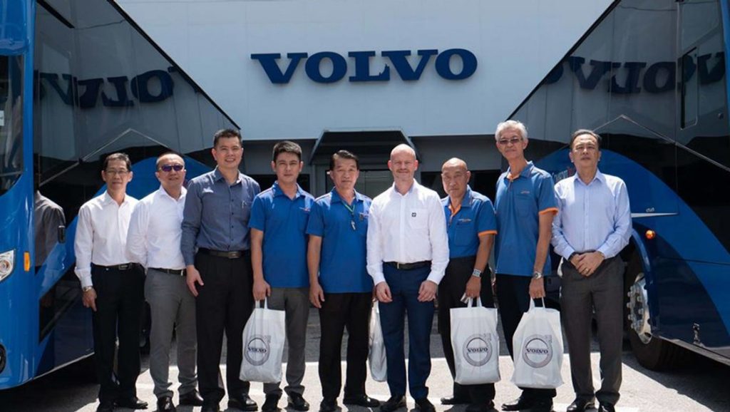 Singapore S First Bus With Anti Collision Feature Volvo Buses